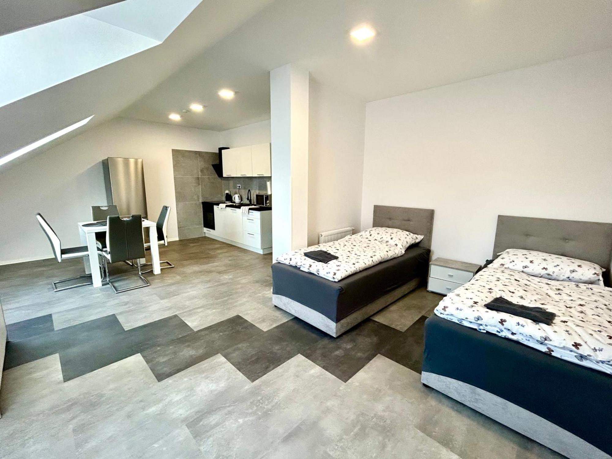 Apartmany Premium Se Soukromym Parkovanim Česká Lípa Exterior foto